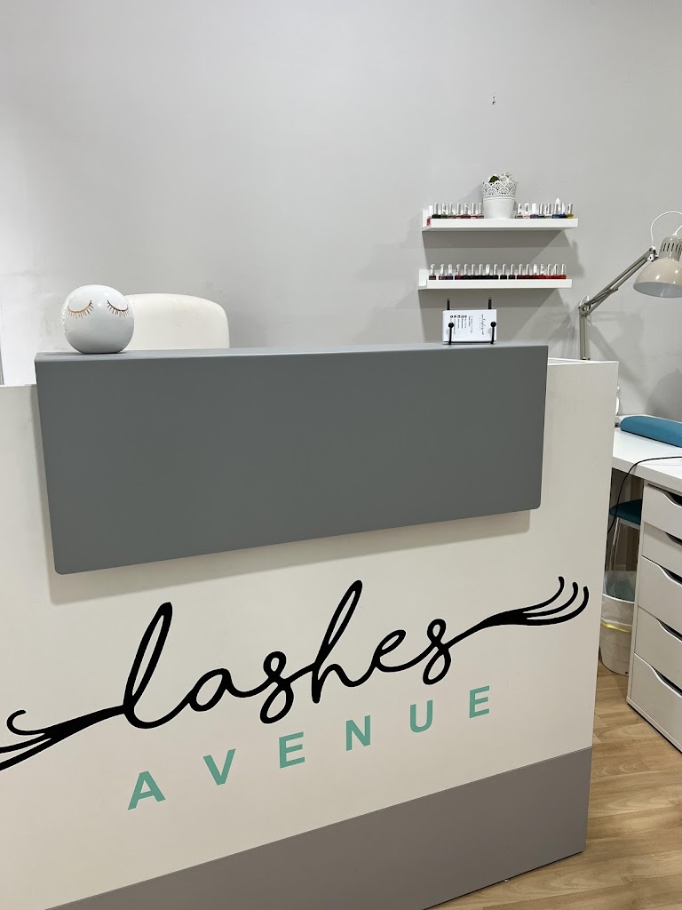Lashes Avenue