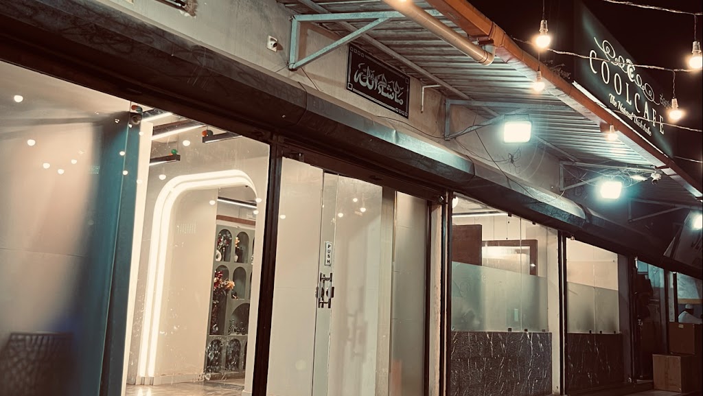 Cool Cafe