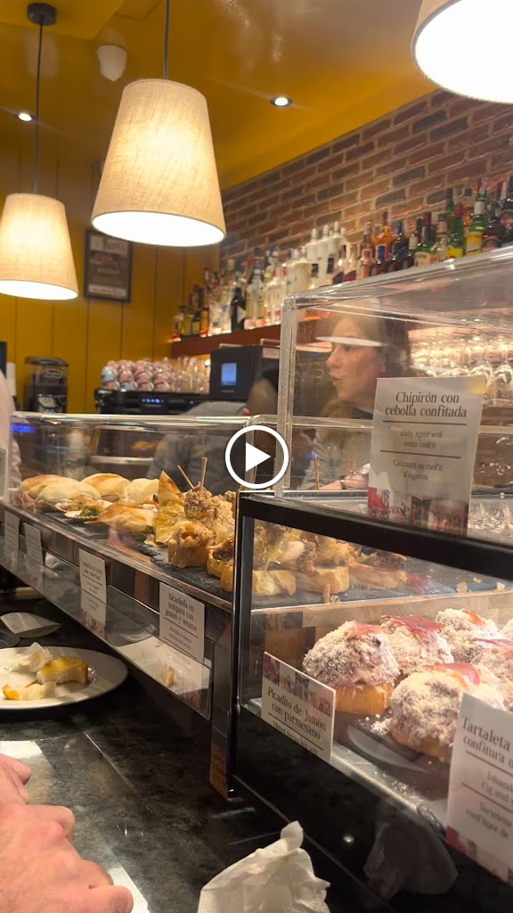 Bar El Globo | Diputacion — Ambiente