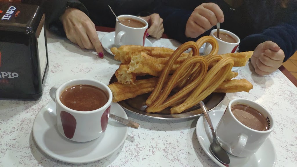 Churreria Chocolateria Montesol II — Churro