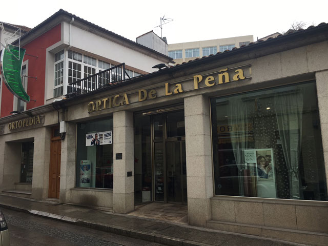 Farmacia - Optica De La Pena — Del propietario