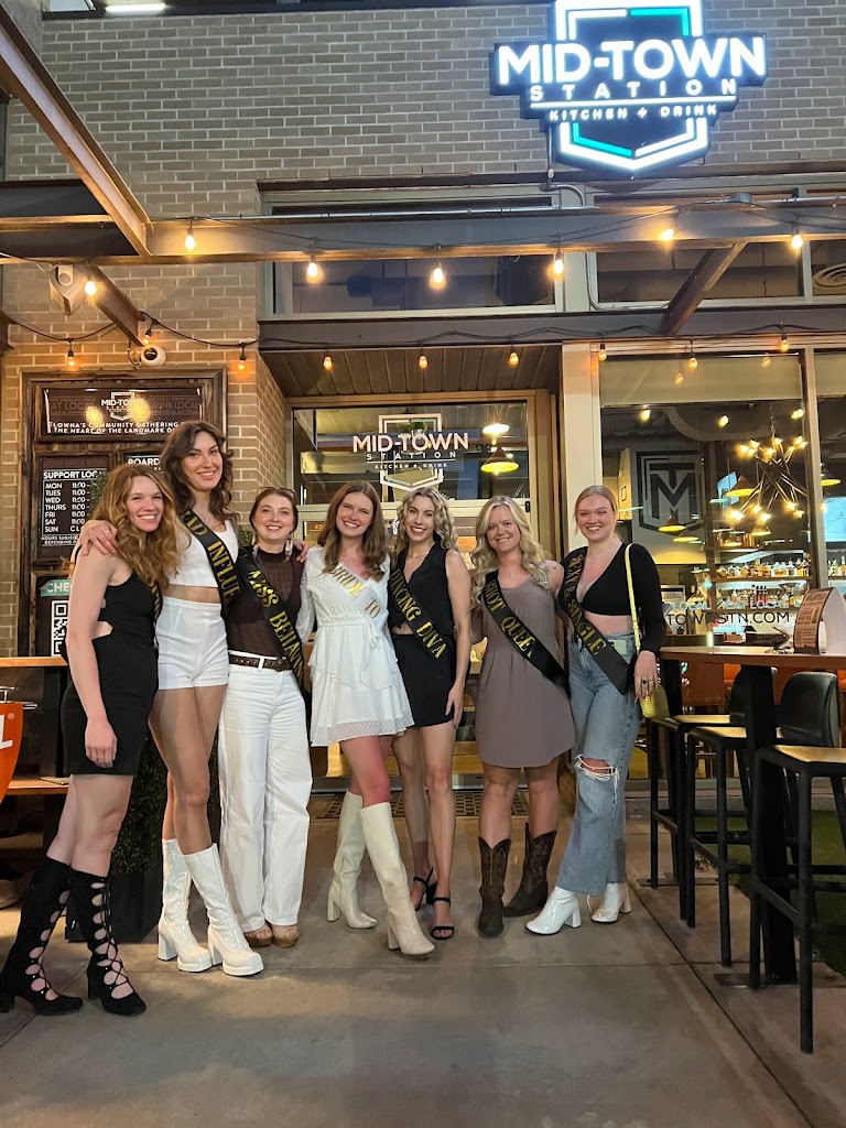 Mid-Town Station Kitchen + Drink in Kelowna