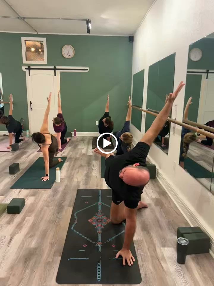  Form & Function Yoga