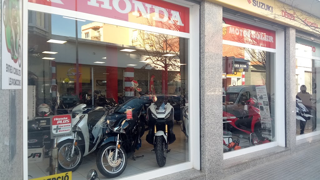Motos Soler — Exterior