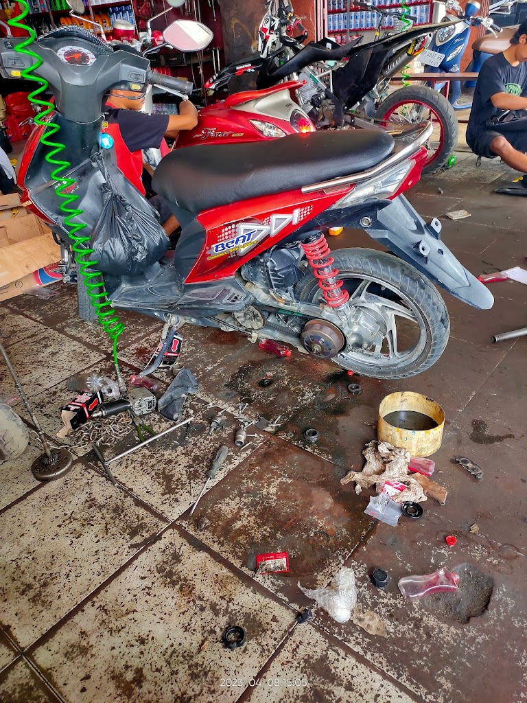 Bengkel putra motor