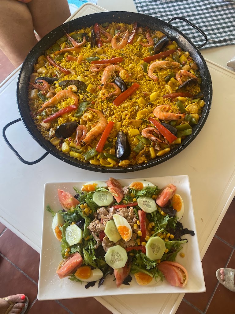 Cafeteria Club Social Parque Granada — Paella