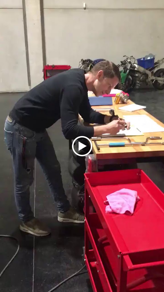 Motomecanica JW — Videos