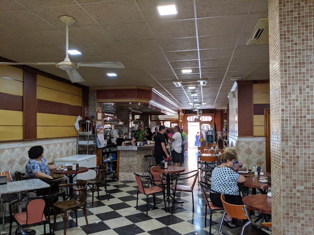 Churreria Cafeteria El Tallero