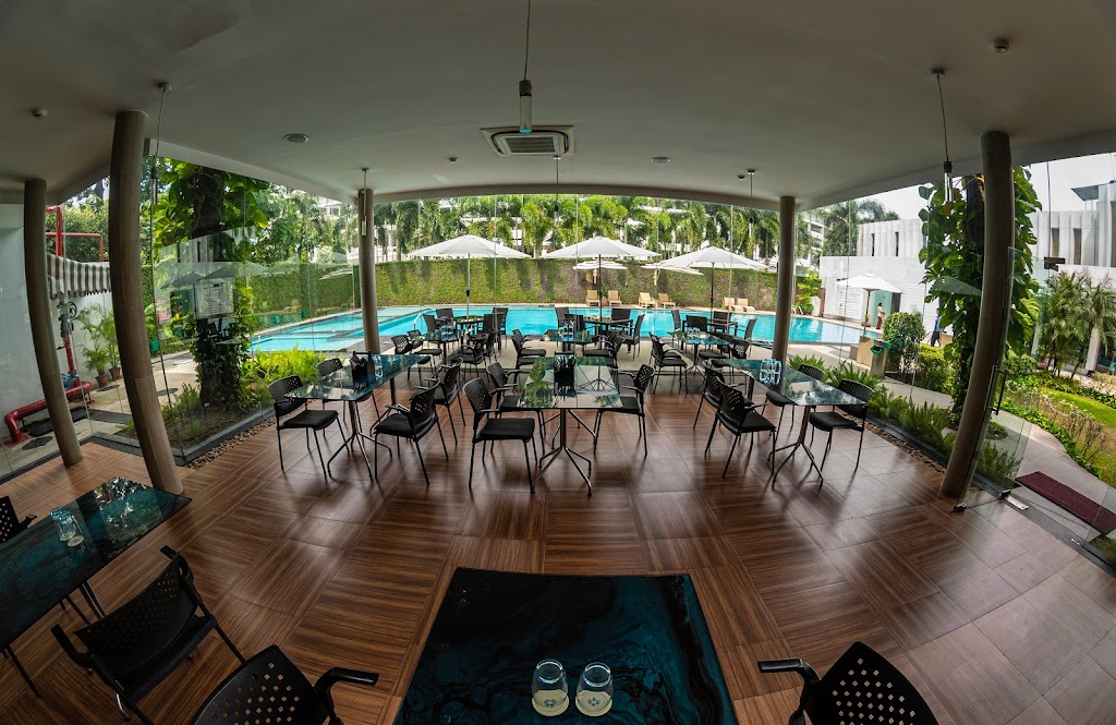 Mirage Poolside Bar Cafe