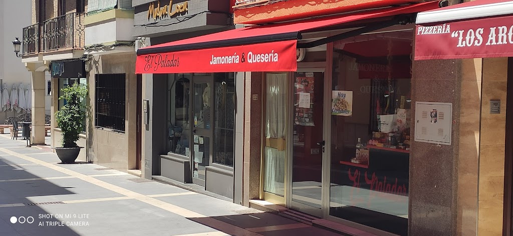 El Paladar(jamoneria & queseria)
