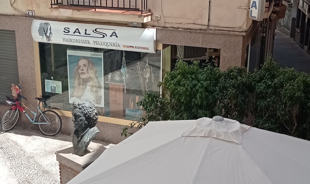 Salsa Hairdresser Peluqueria — Exterior