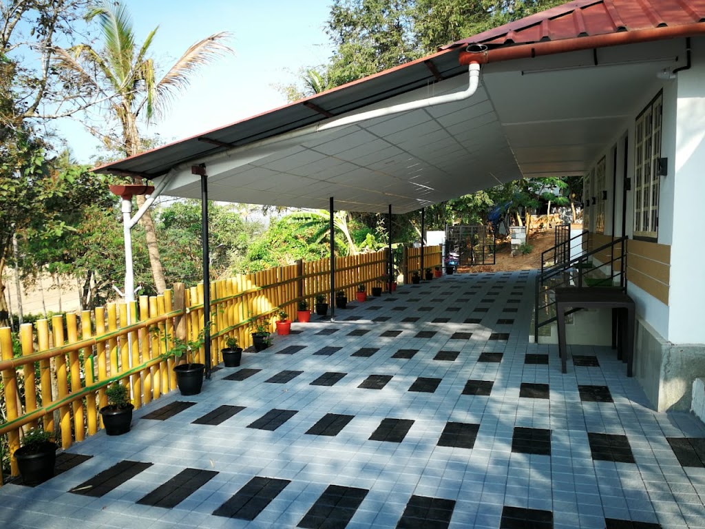 Rinz Resort