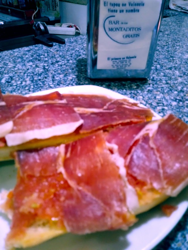Llopis — Comida y bebida