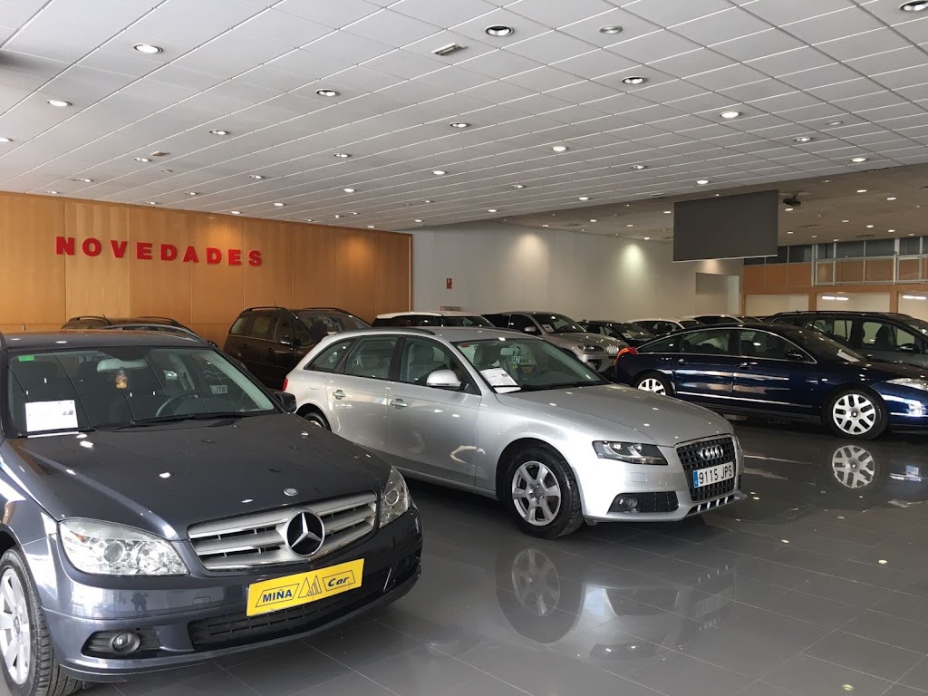 Luxury car