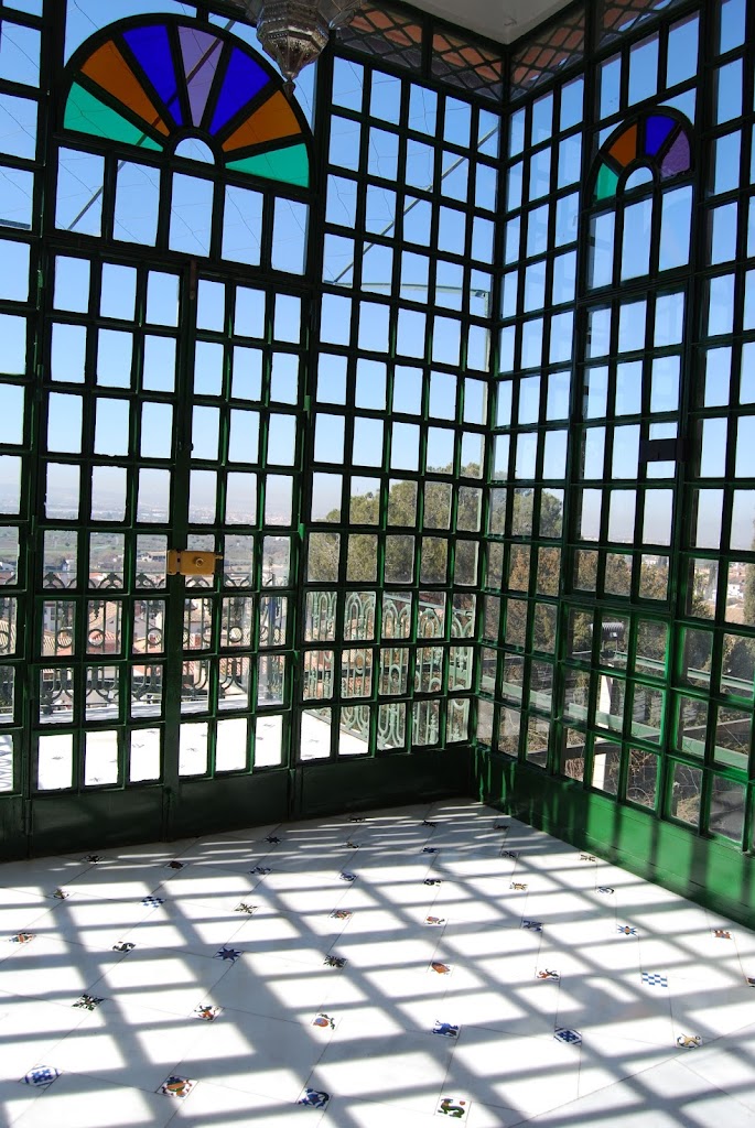 Biblioteca Publica Municipal Angel Ganivet