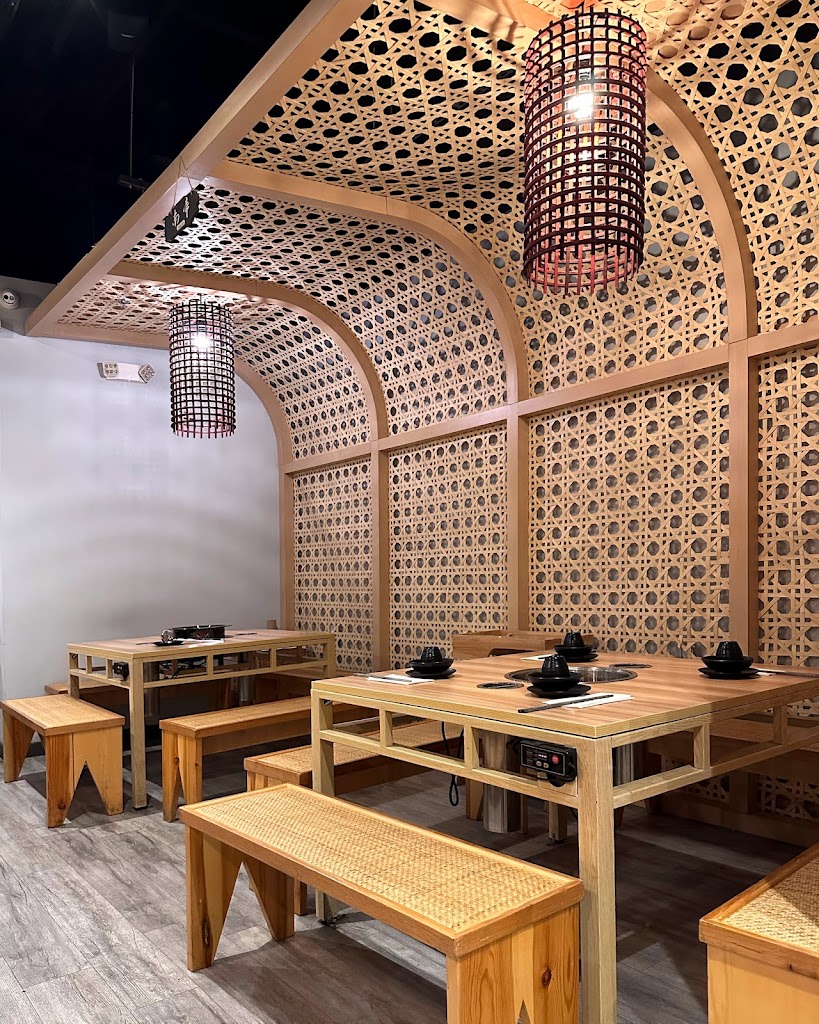 洪七公串串火锅(地道成都味)Kungfu Hotpot Skewer(Parking underground P1 & coming up to 2nd Floor)