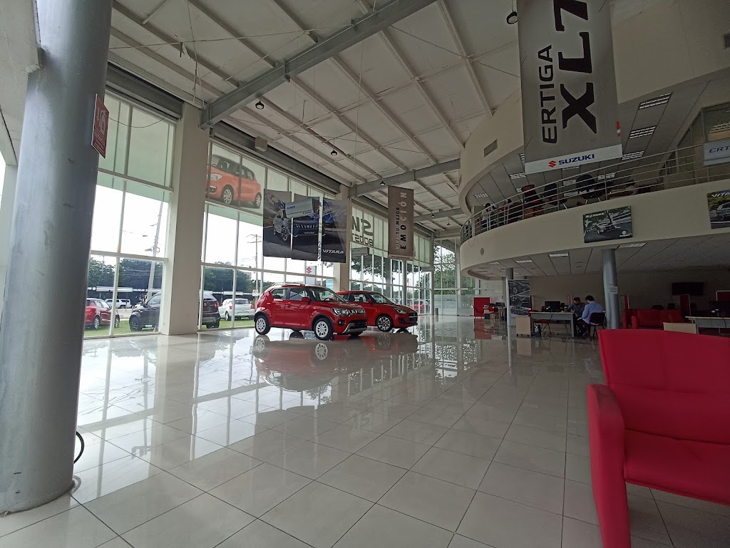 SUZUKI Merida Siglo XXI — Interior