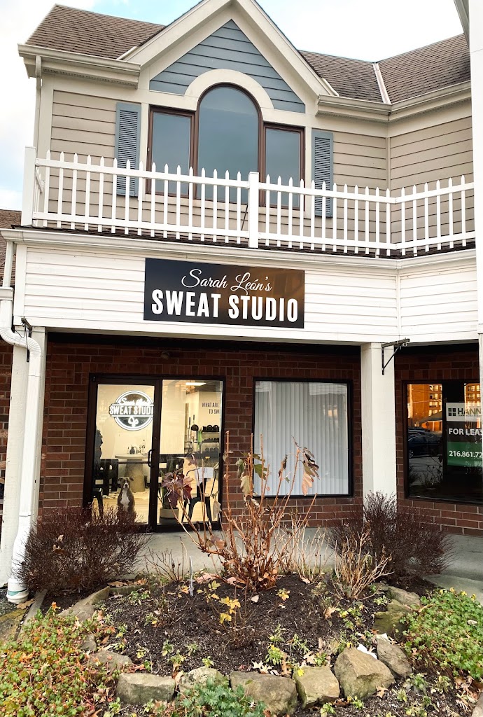  Femmé Revival | Sweat Studio