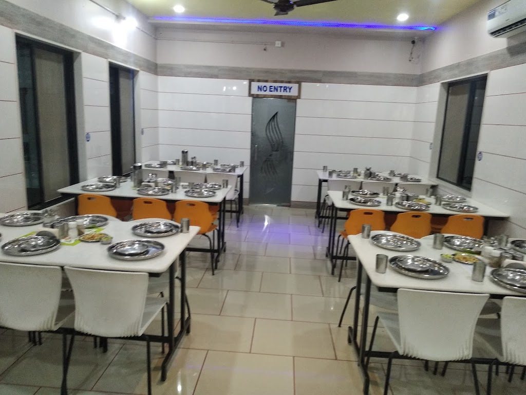 Hotel Zaaika Pure Vegetarian