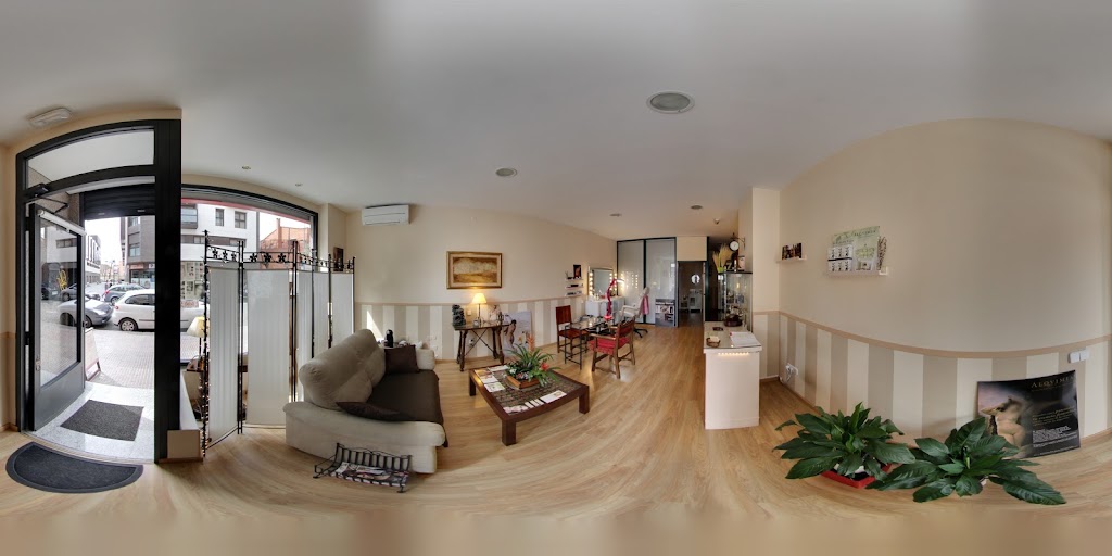 L'Antique — Street View y 360deg
