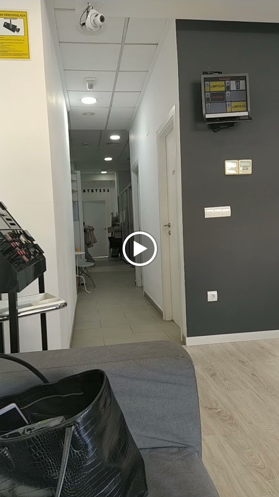 Ana Belen Beautystudio. Bronceado y belleza — Videos