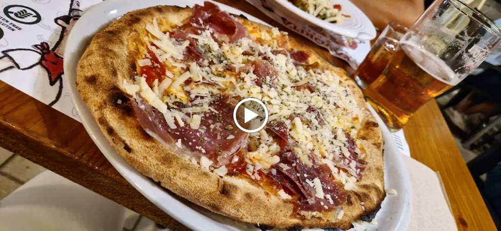 Pizzeria La Favorita Torremolinos — Videos