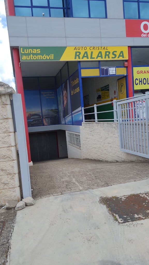Ralarsa — Exterior