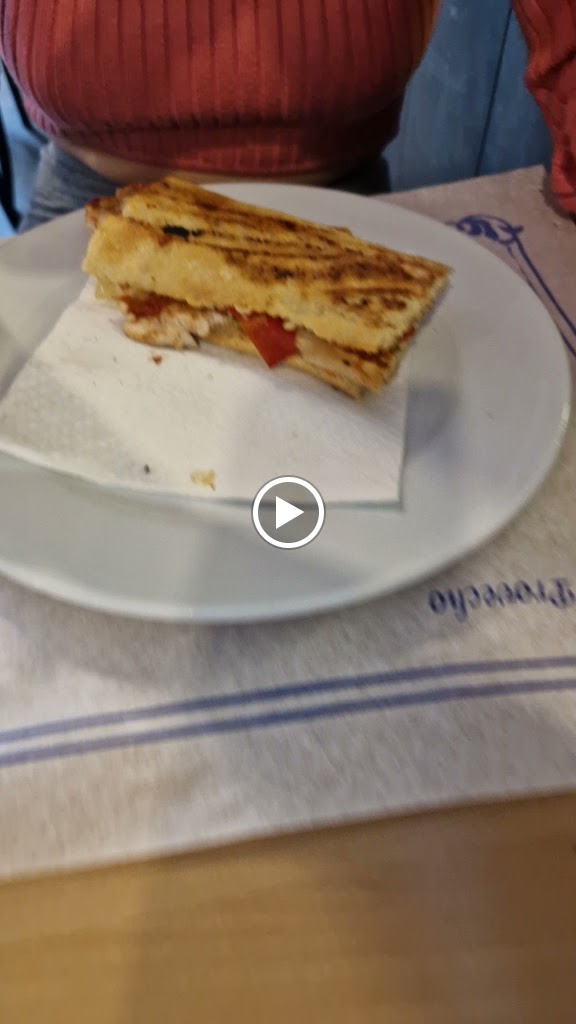 Restaurante Xatoli — Videos
