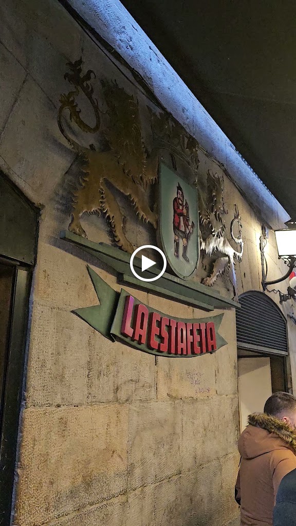 Bar Cerveceria La Estafeta — Videos