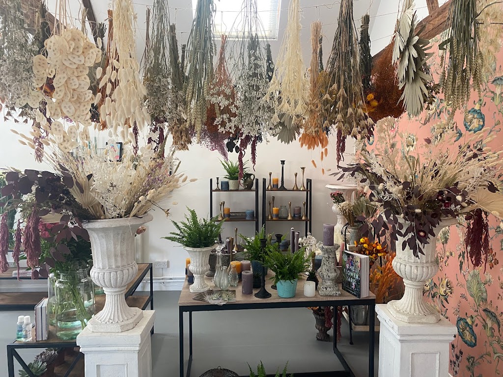 Flourish Sussex Flower school