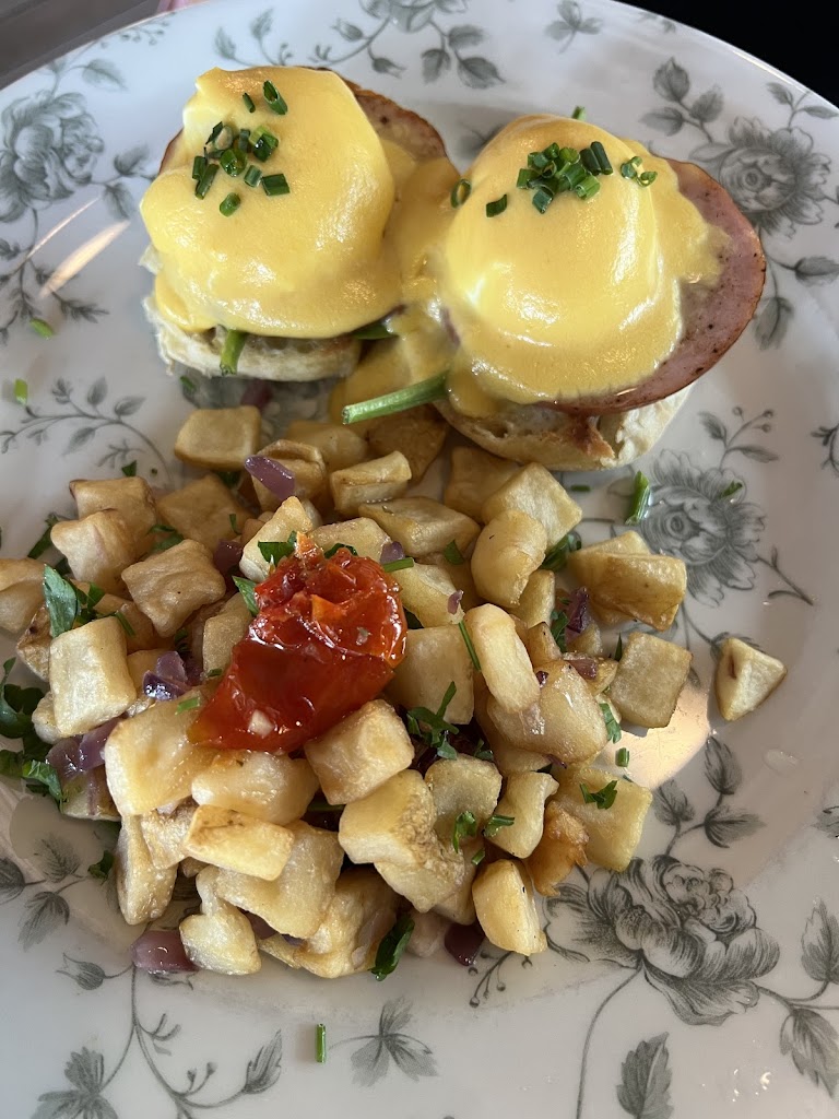 Eggs Benedict