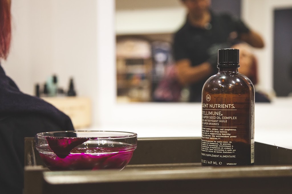 OLAFUR Estilistas. Peluqueria en Castelldefels. Productos organicos, ecologicos y veganos. Aveda, Intelligent Nutrients