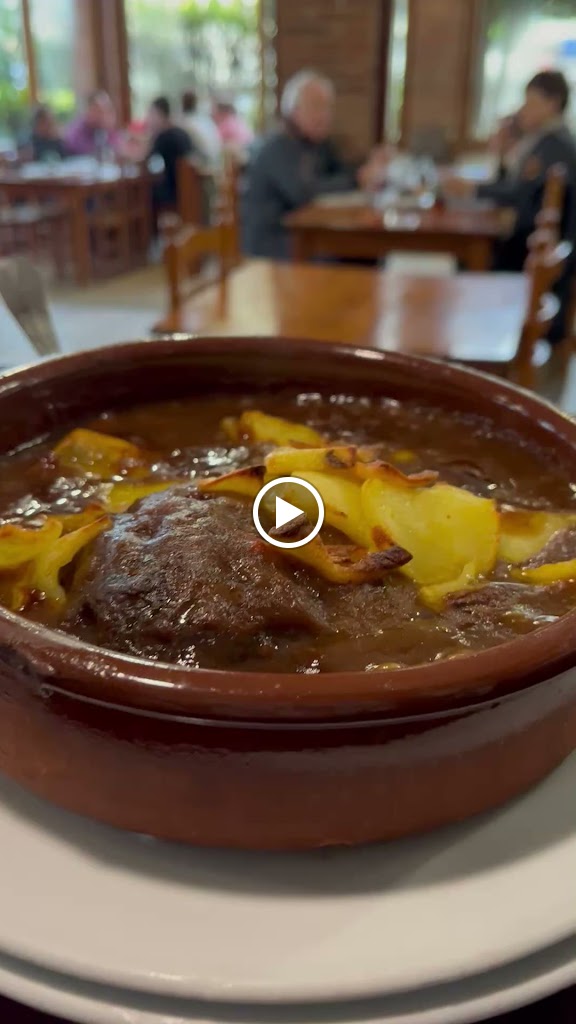 Restaurant Can Guidet — Videos