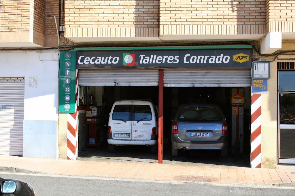 Talleres Conrado — Exterior