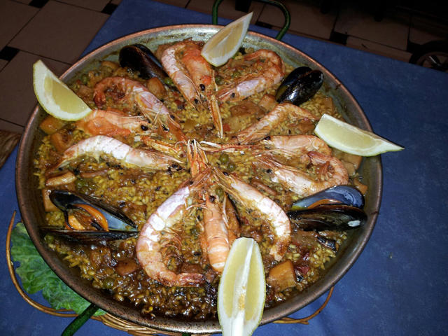 Restaurante Pas de Mar — Comida y bebida