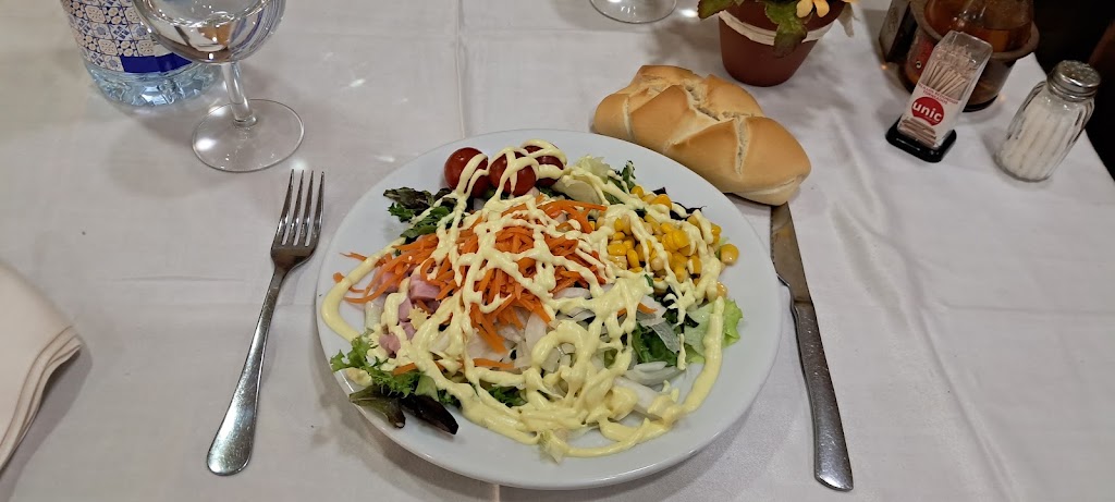 Restaurante Algaba — Comida y bebida