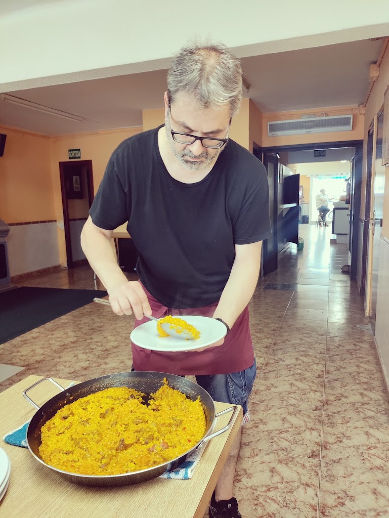 Bar El Tropezon — Comida y bebida