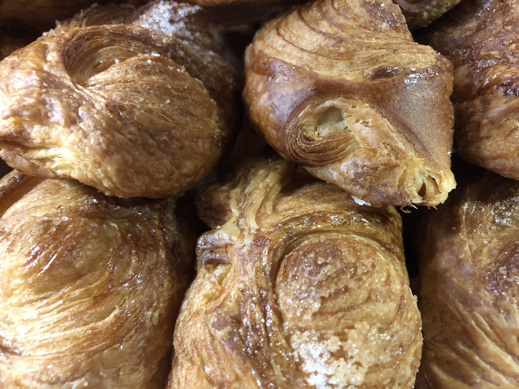 Panaderia El Dolcet — Comida y bebida