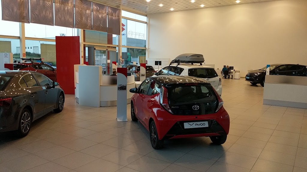 Concesionario Oficial TOYOTA - Automocion Tomax — Interior