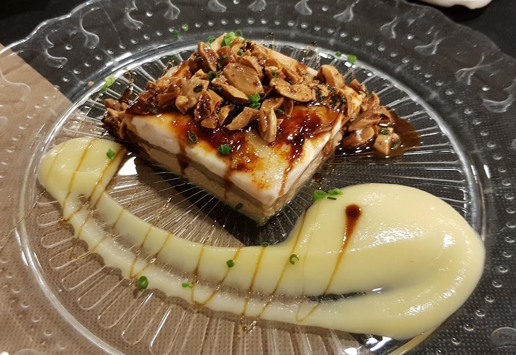 Xampu Gastrobar Tortosa — Comida y bebida
