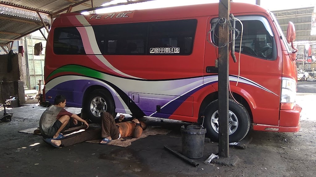 Bengkel mobil diesel karya bakti