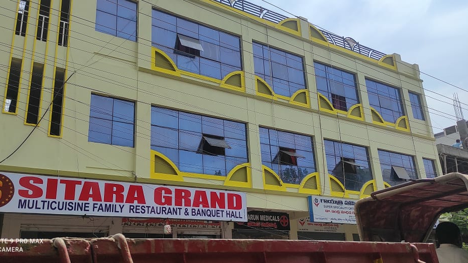 Sitara Grand Family Restaurant