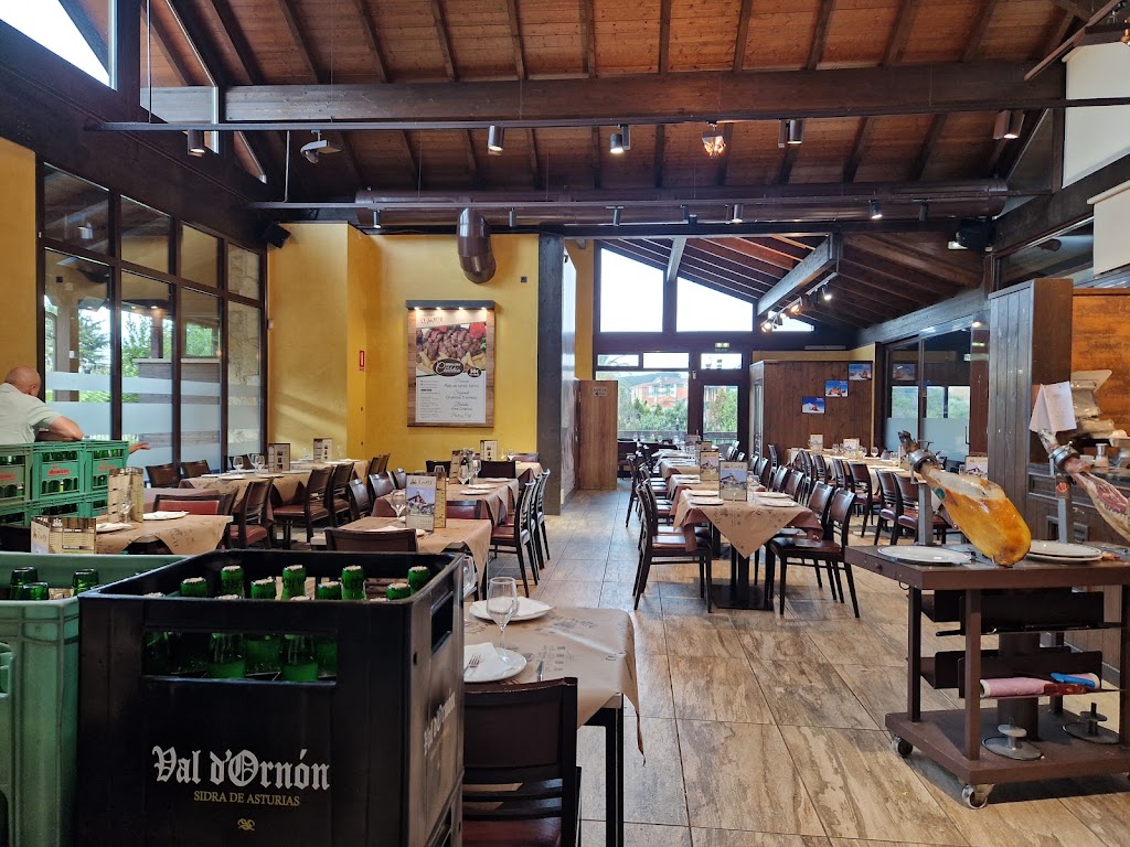 Restaurante El Mallu de Aviles — Ambiente