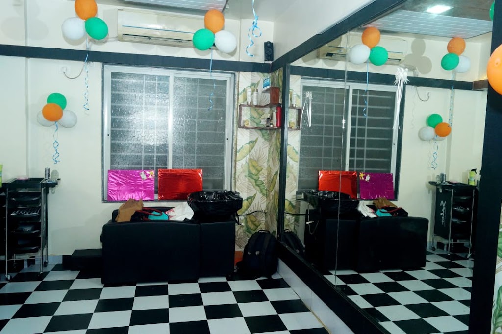 Crystal Beauty Salon