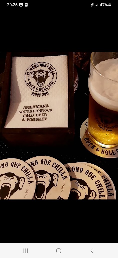 El Mono que Chilla — Comida y bebida