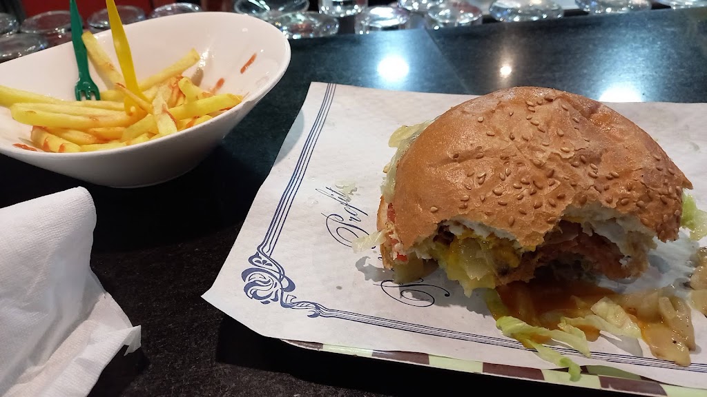 Frankfurt Baetulo — Comida y bebida