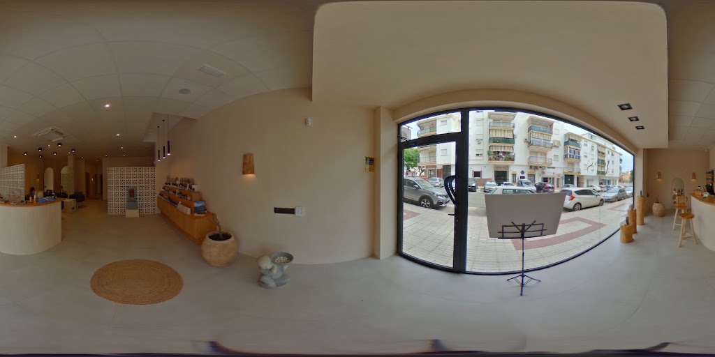 SECRETOS DEL AGUA. PELUQUERIA Y ESTETICA. ARES SALON BOUTIQUE. — Street View y 360deg