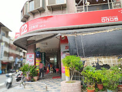 6451116bc4d1698e1a0f9961 的照片