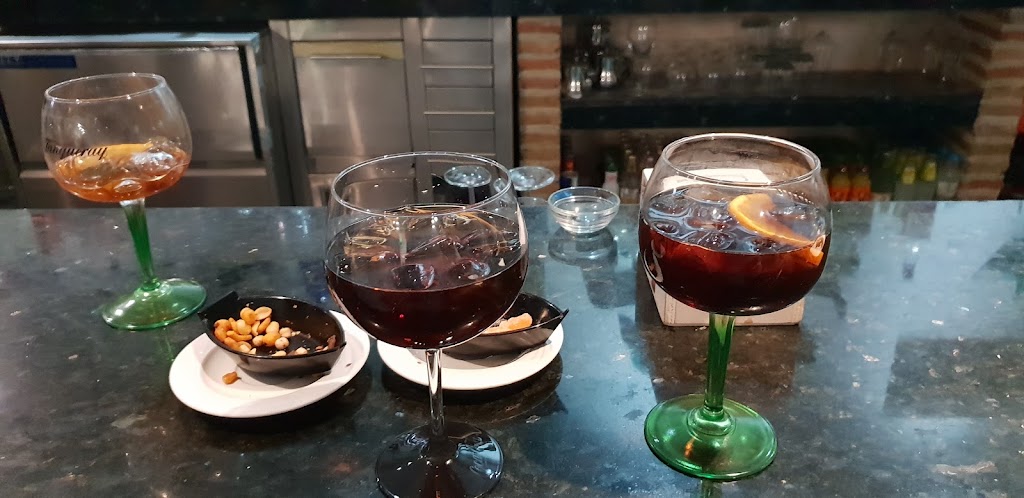 Cafeteria Agape — Comida y bebida