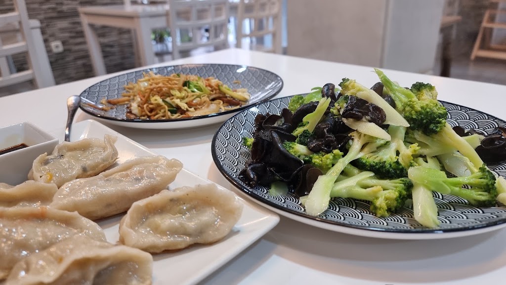 Restaurante Mr. Wang — Comida y bebida